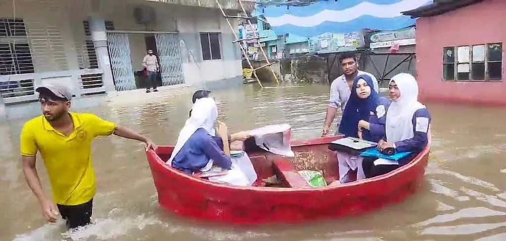 শিক্ষামন্ত্রীর অপরিপক্ব সিদ্ধান্ত